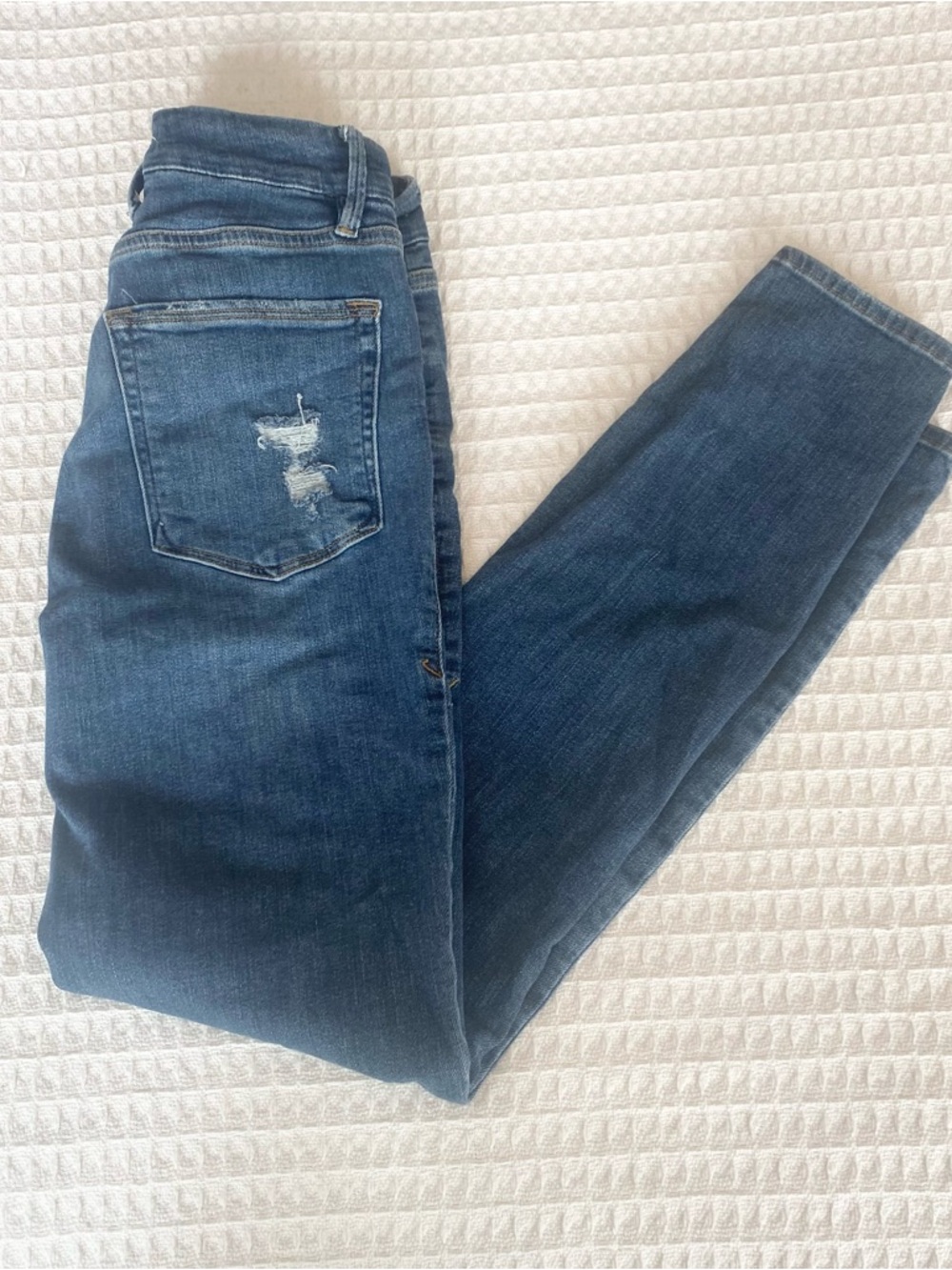 Good American Good Legs Blue Skinny Jeans Distressed Back Pocket size 2 / 26